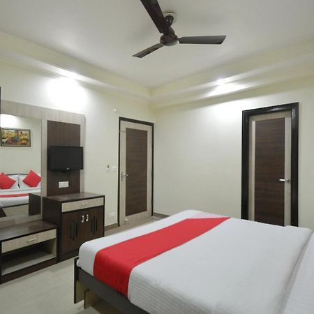Oyo 23608 Hotel Fun Jaipur Luaran gambar
