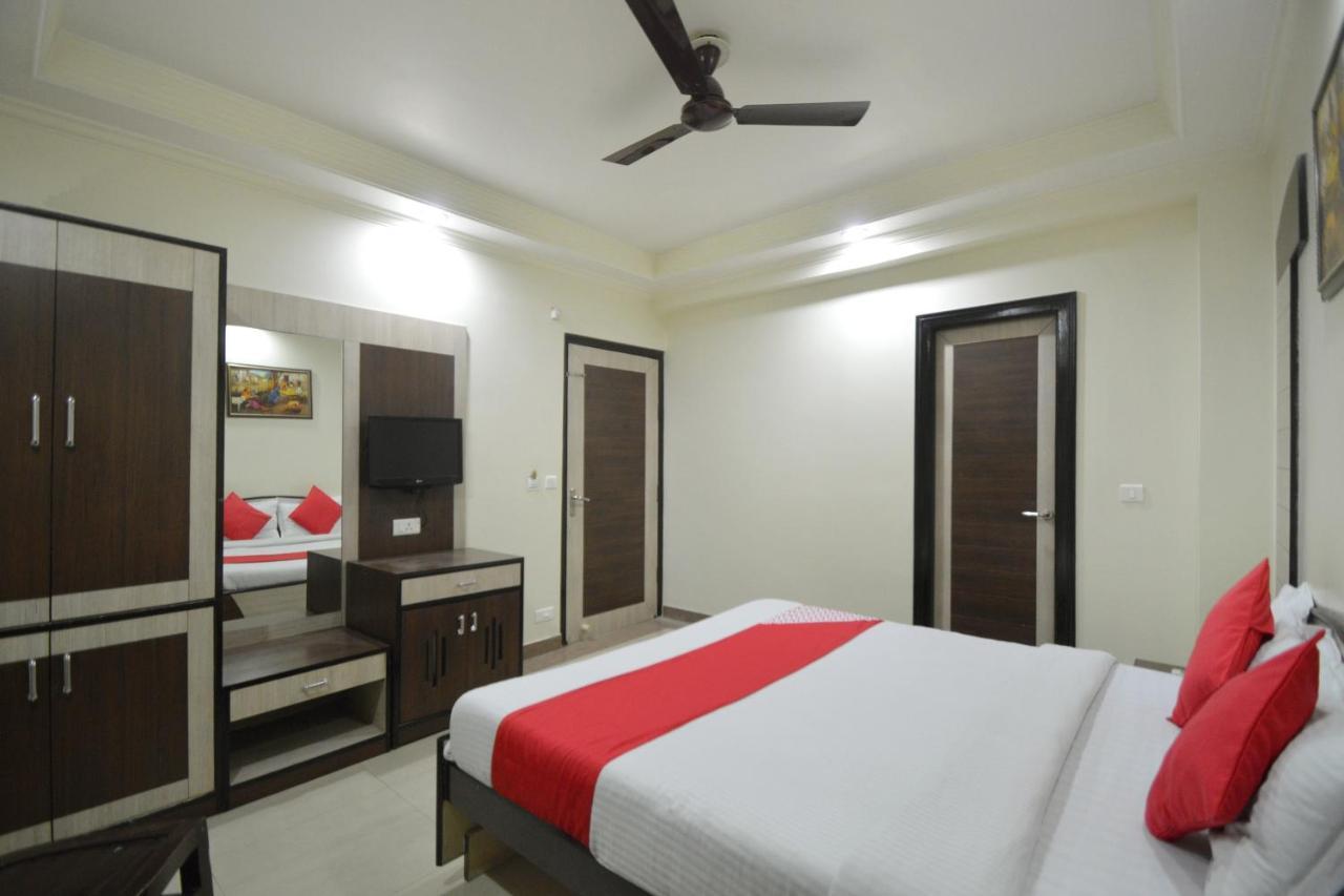 Oyo 23608 Hotel Fun Jaipur Luaran gambar